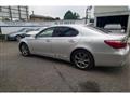 2010 Lexus LS