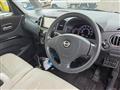 2011 Nissan ROOX