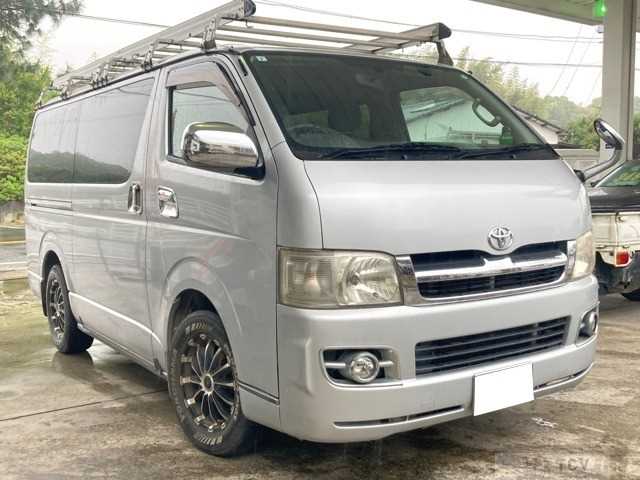 2006 Toyota Hiace Van