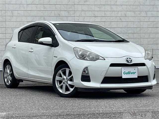 2013 Toyota AQUA