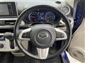 2017 Daihatsu Cast