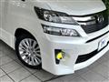 2012 Toyota Vellfire