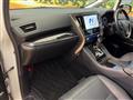 2019 Toyota Alphard Hybrid