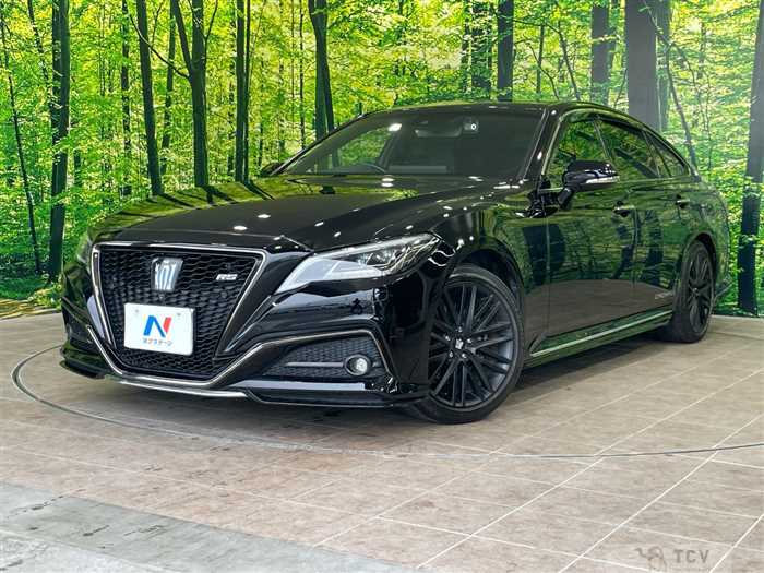 2022 Toyota Crown Hybrid