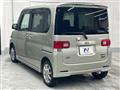 2012 Daihatsu Tanto