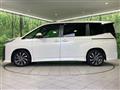 2022 Toyota Voxy