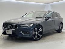 2022 Volvo V60