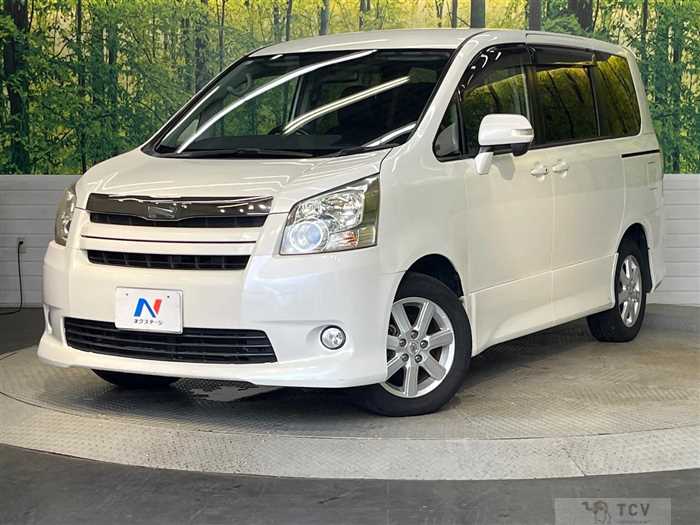 2009 Toyota Noah