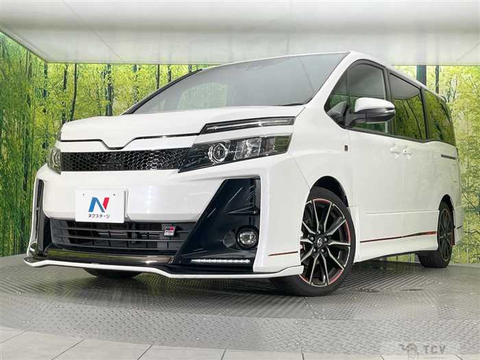 2017 Toyota Voxy