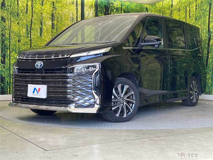 2022 Toyota Voxy
