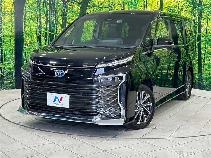2023 Toyota Voxy