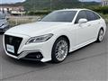 2019 Toyota Crown Hybrid