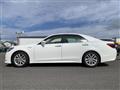 2015 Toyota Crown Hybrid