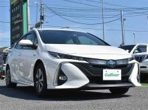 2020 Toyota Prius PHV