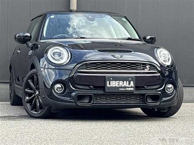 2019 BMW MINI