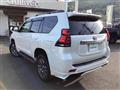 2022 Toyota Land Cruiser Prado