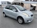 2005 Toyota Vitz