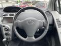 2005 Toyota Vitz