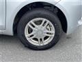 2005 Toyota Vitz