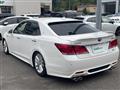 2013 Toyota Crown Hybrid