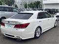 2013 Toyota Crown Hybrid