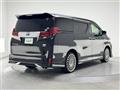 2017 Toyota Alphard Hybrid