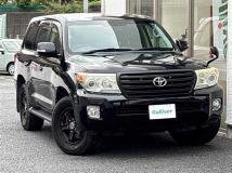 2013 Toyota Land Cruiser