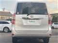 2008 Toyota Noah