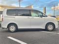 2008 Toyota Noah
