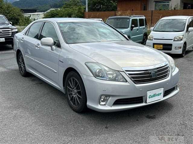 2010 Toyota Crown Hybrid