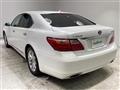 2010 Lexus LS