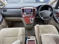 2004 Toyota Alphard G