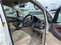 2004 Toyota Alphard G