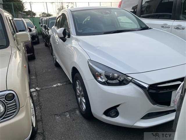 2016 Mazda Demio