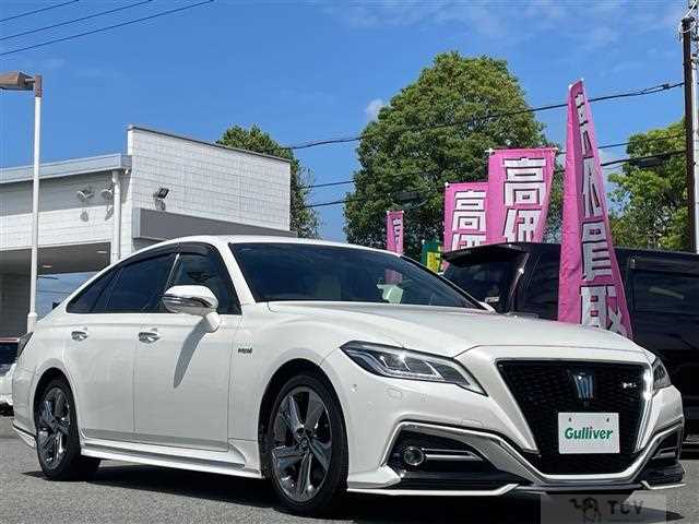 2018 Toyota Crown Hybrid