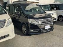 2013 Honda Step WGN