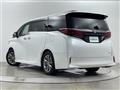 2023 Toyota Alphard Hybrid