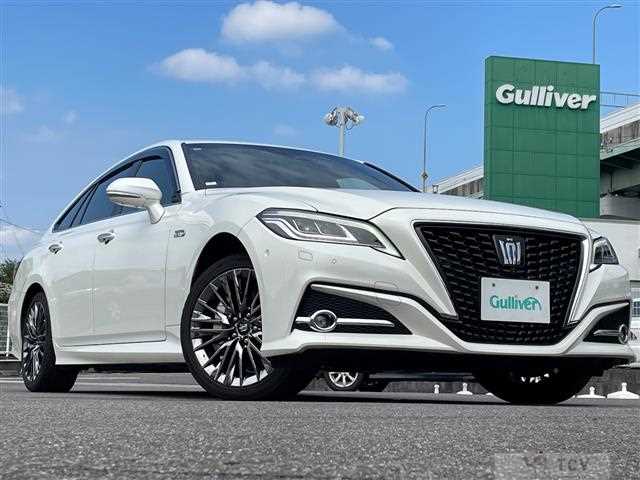 2018 Toyota Crown Hybrid