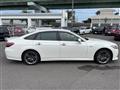 2018 Toyota Crown Hybrid