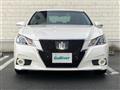 2013 Toyota Crown Hybrid