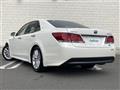 2013 Toyota Crown Hybrid