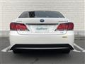 2013 Toyota Crown Hybrid