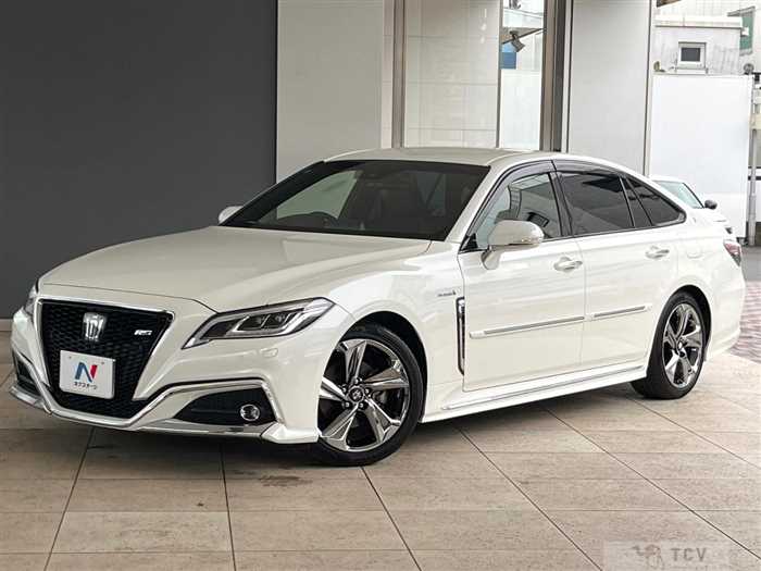 2018 Toyota Crown Hybrid