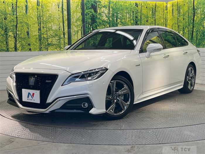 2020 Toyota Crown Hybrid