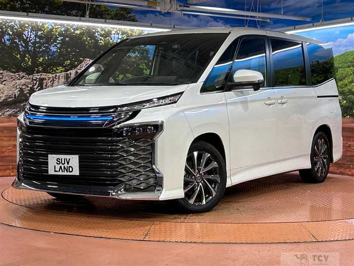2024 Toyota Voxy