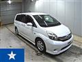 2013 Toyota Isis