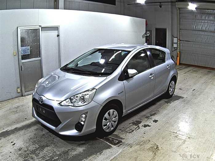 2016 Toyota AQUA