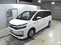 2014 Toyota Voxy