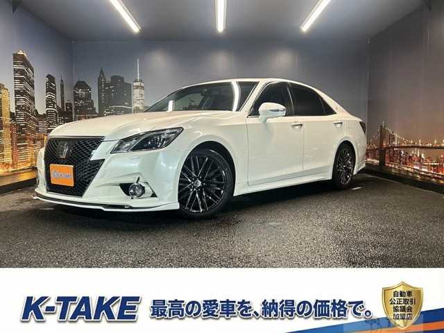 2013 Toyota Crown Athlete Series