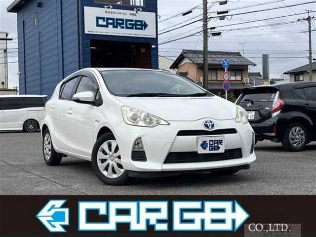 2013 Toyota AQUA